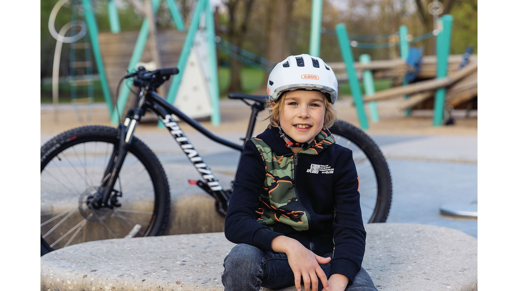 Abus Smiley 3.0 ACE LED Kinderhelm image 71