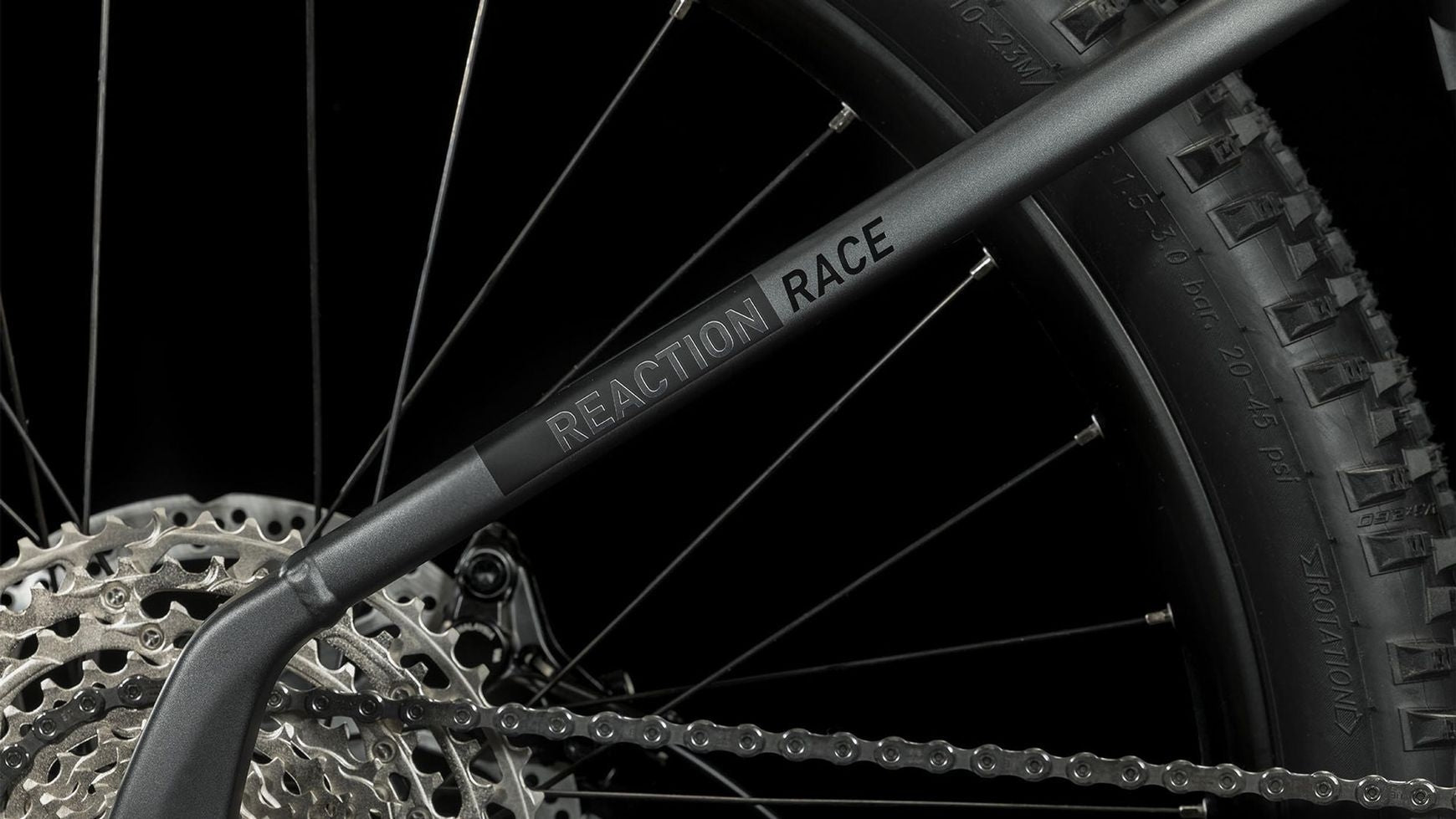 {2B8AB960-CF6D-424F-88B1-5BFBB1E1517B}