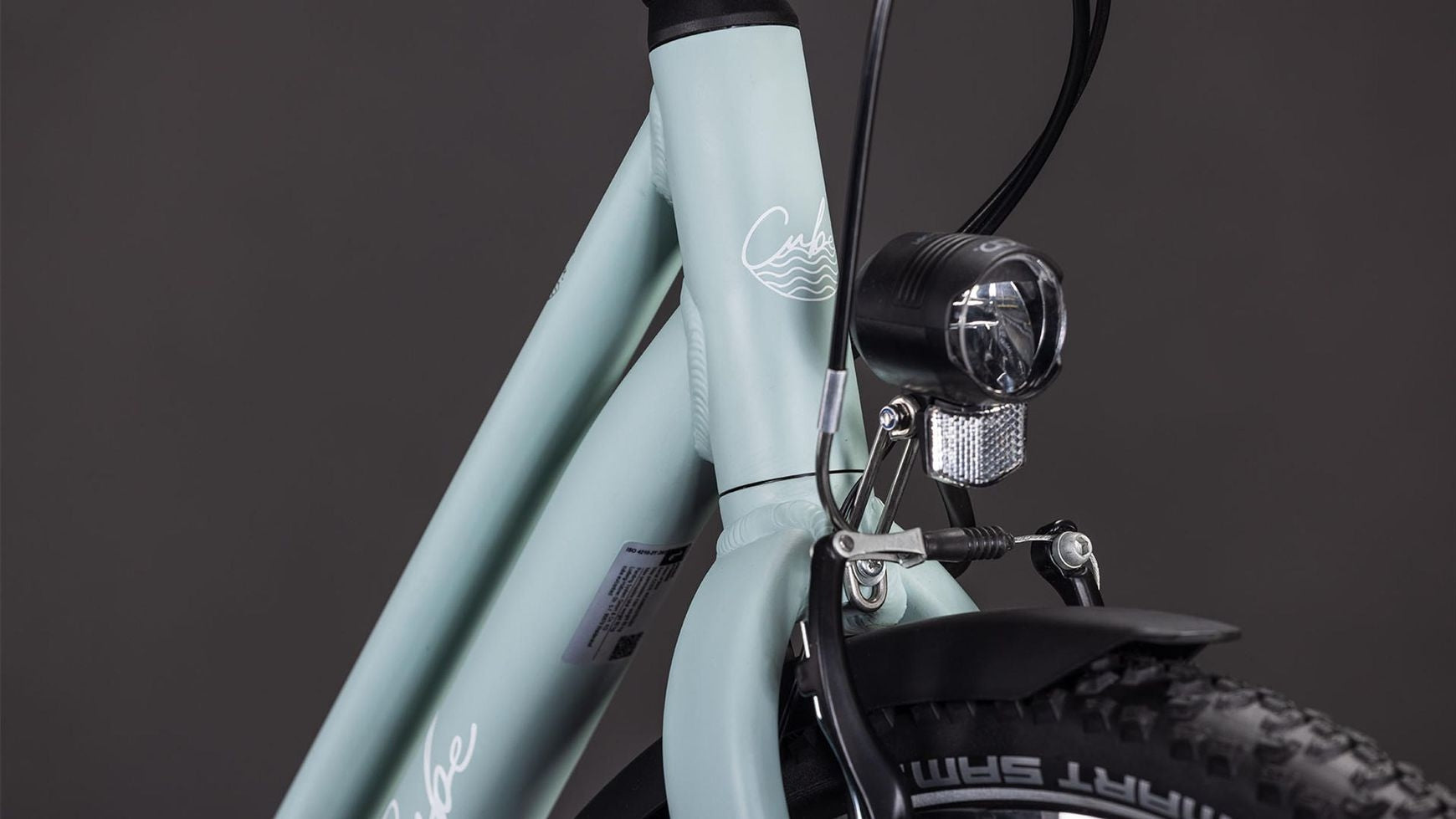 {7A3E5AA5-BAE8-4D6F-AF65-948985043D2B}