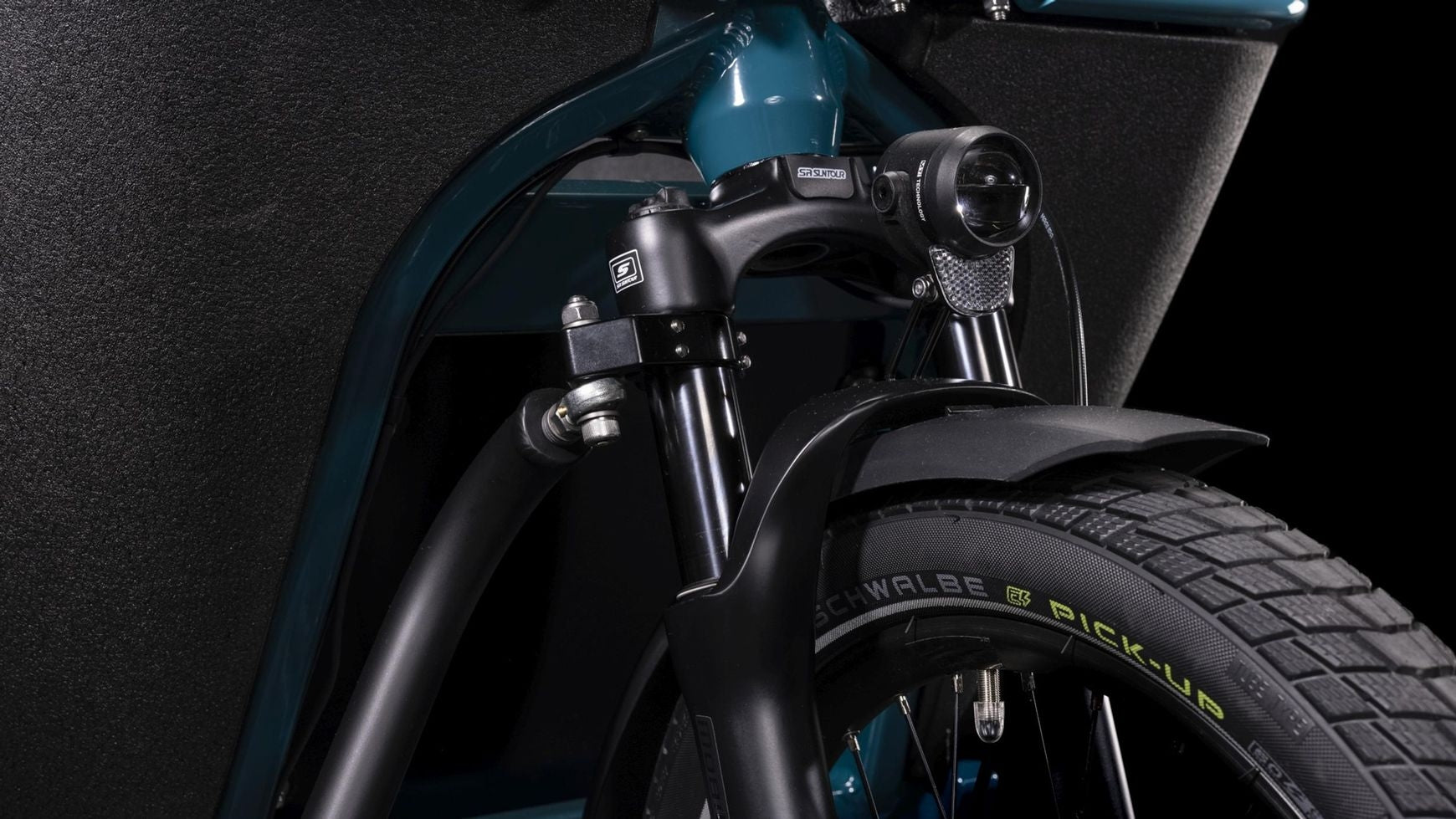 {1A8E10E0-22E6-4BFE-8D5B-0C5C260A46BD}