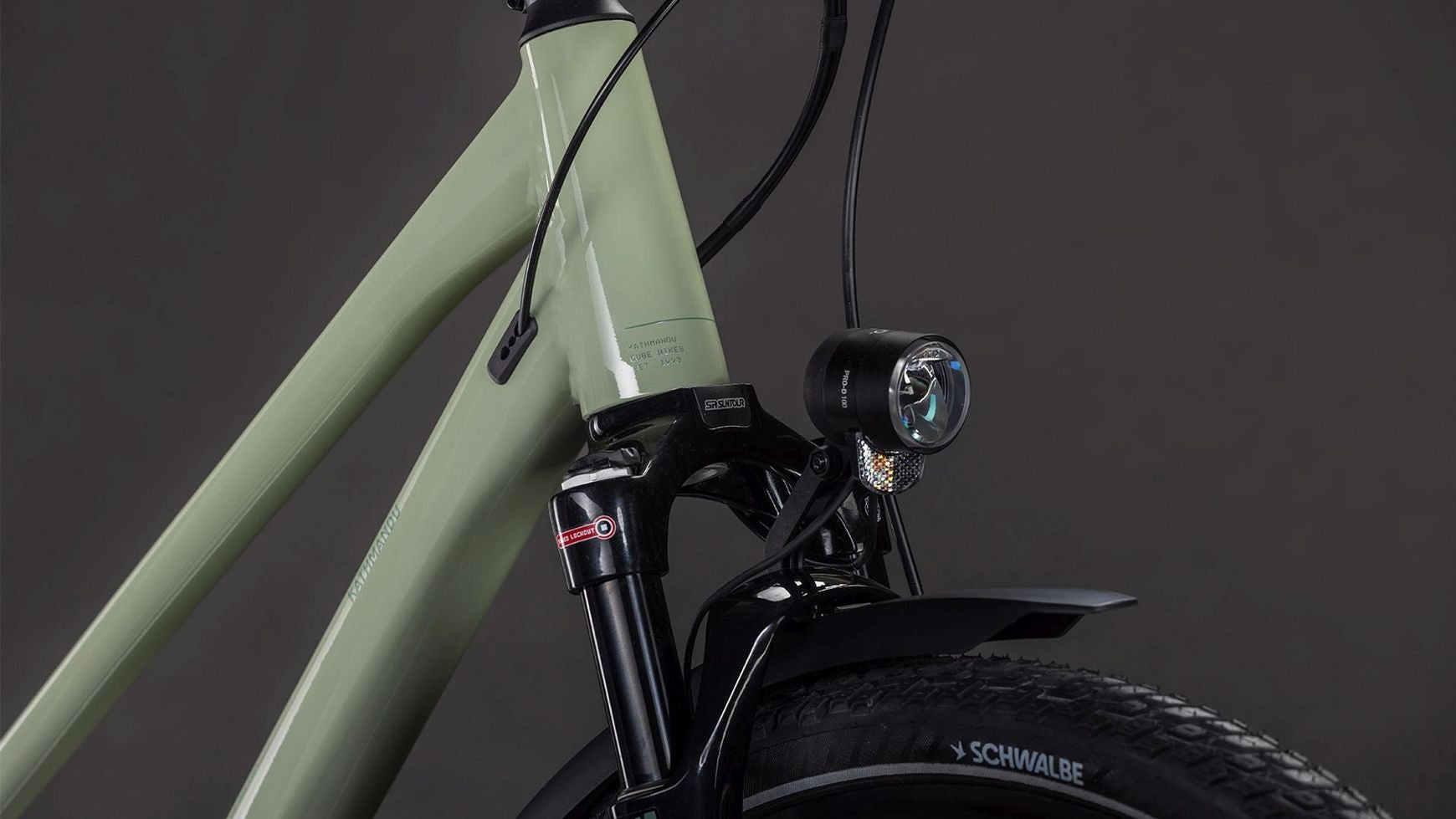 {88F56AED-6000-4F62-8C33-7AA685690ACE}