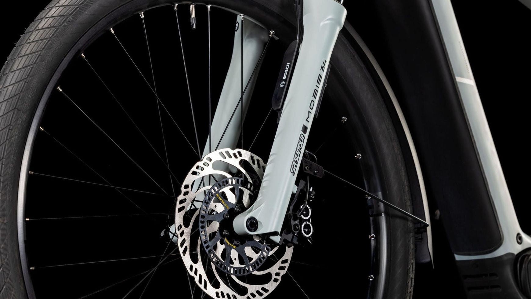 Cube Kathmandu Hybrid EX image 11