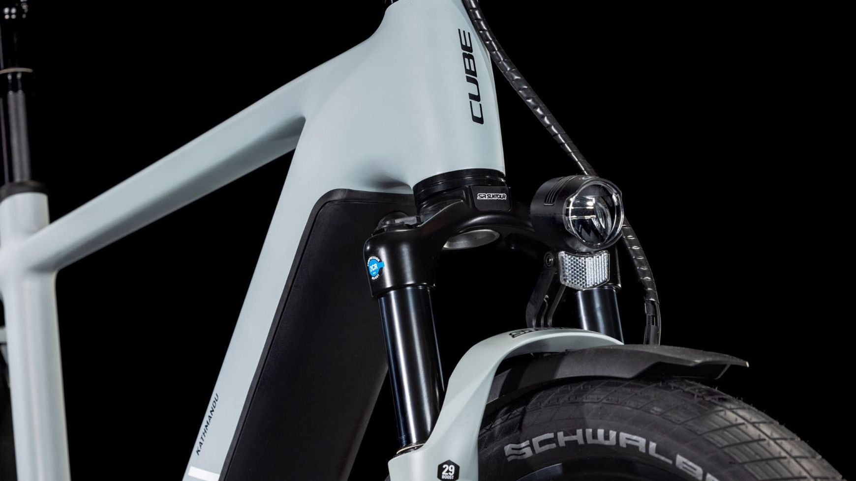 Cube Kathmandu Hybrid EX image 12