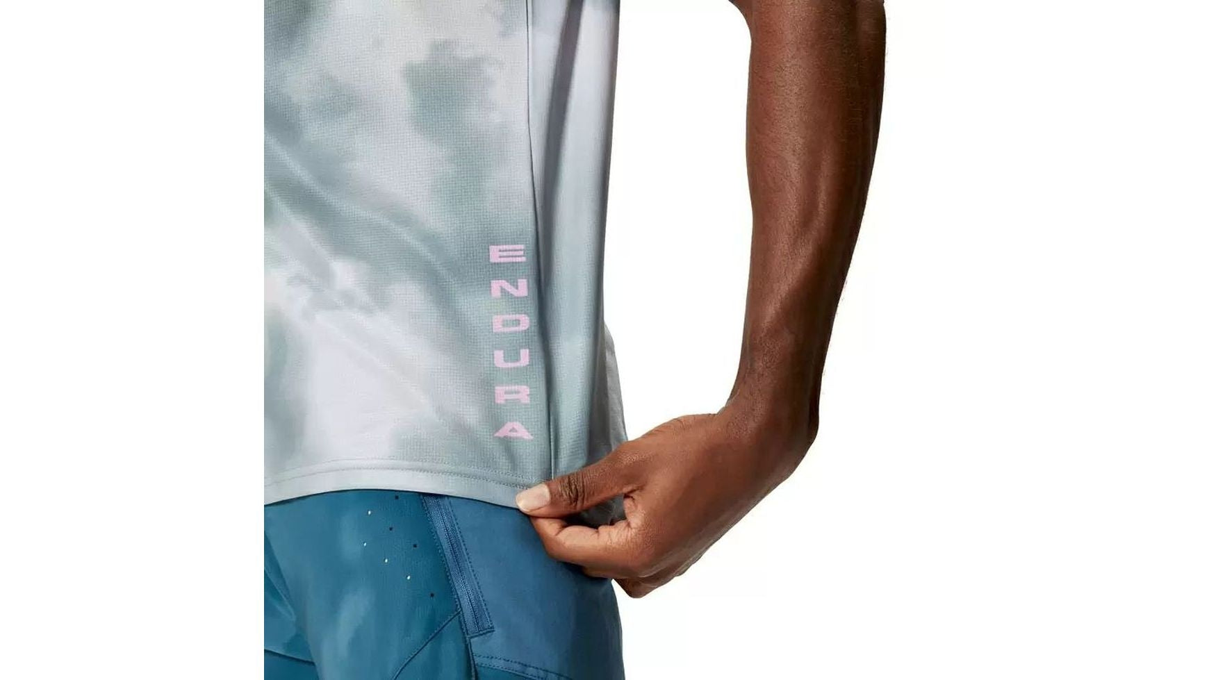 Endura Cloud T-Shirt LTD image 16