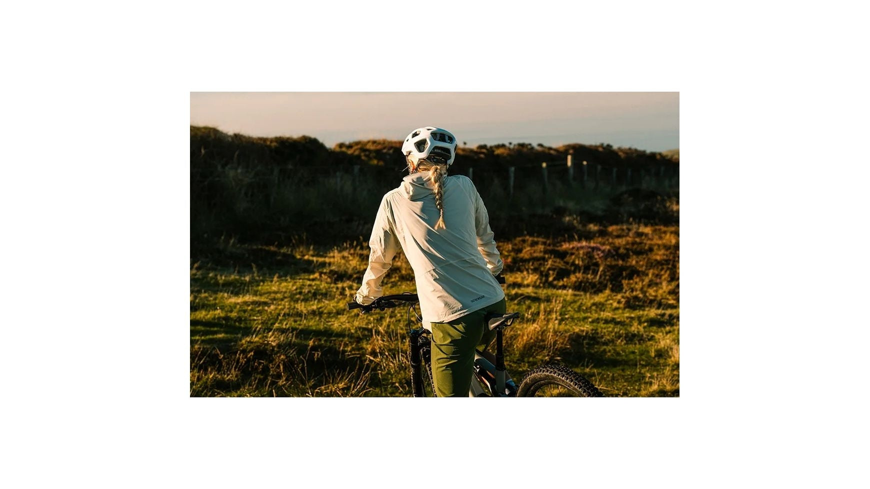 Gore Fernflow Hooded Windbreaker image 4