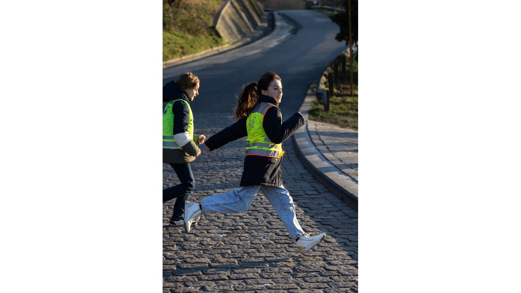 {51EDB790-D645-40A6-9AD5-64A517792307}