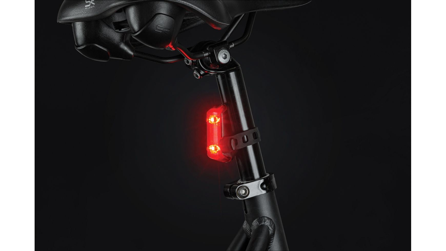 AXA DWN 70/DWN USB Rear Signal Set