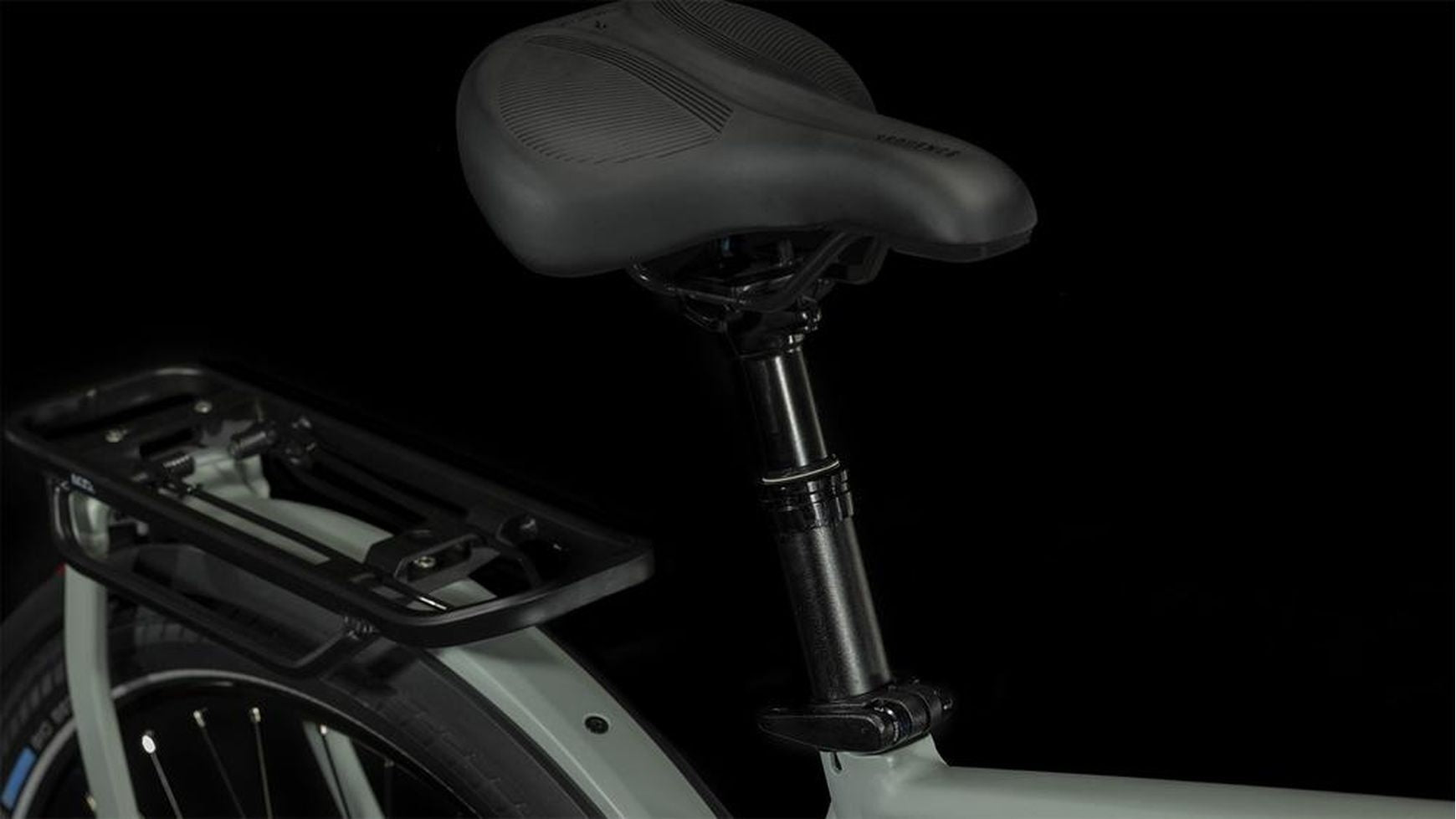 {AAB9DC3D-E1BE-4714-AFDB-C49F54441FFE}