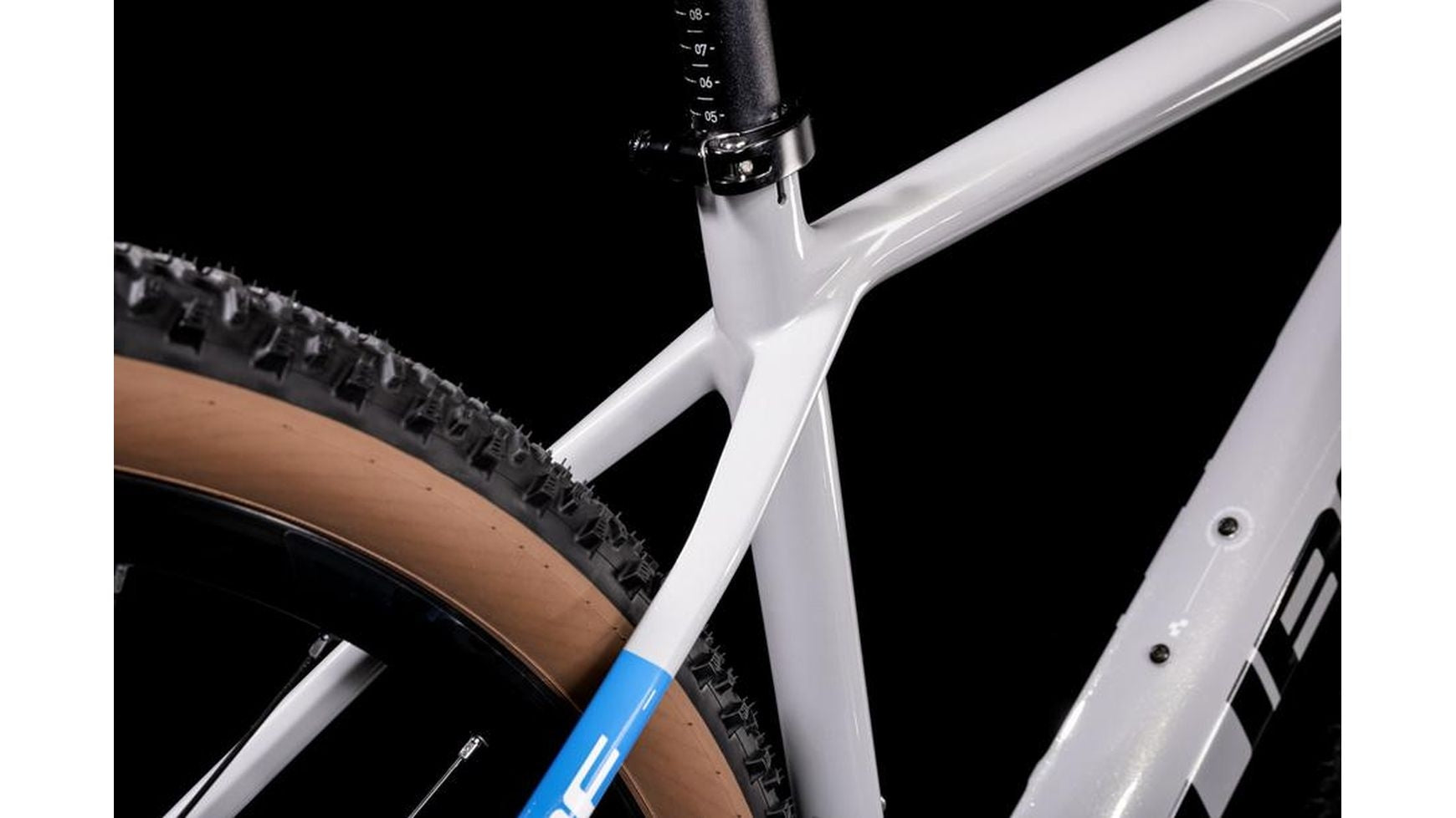 {DDD736BC-3F65-4FCC-8FCB-574B8A76393C}