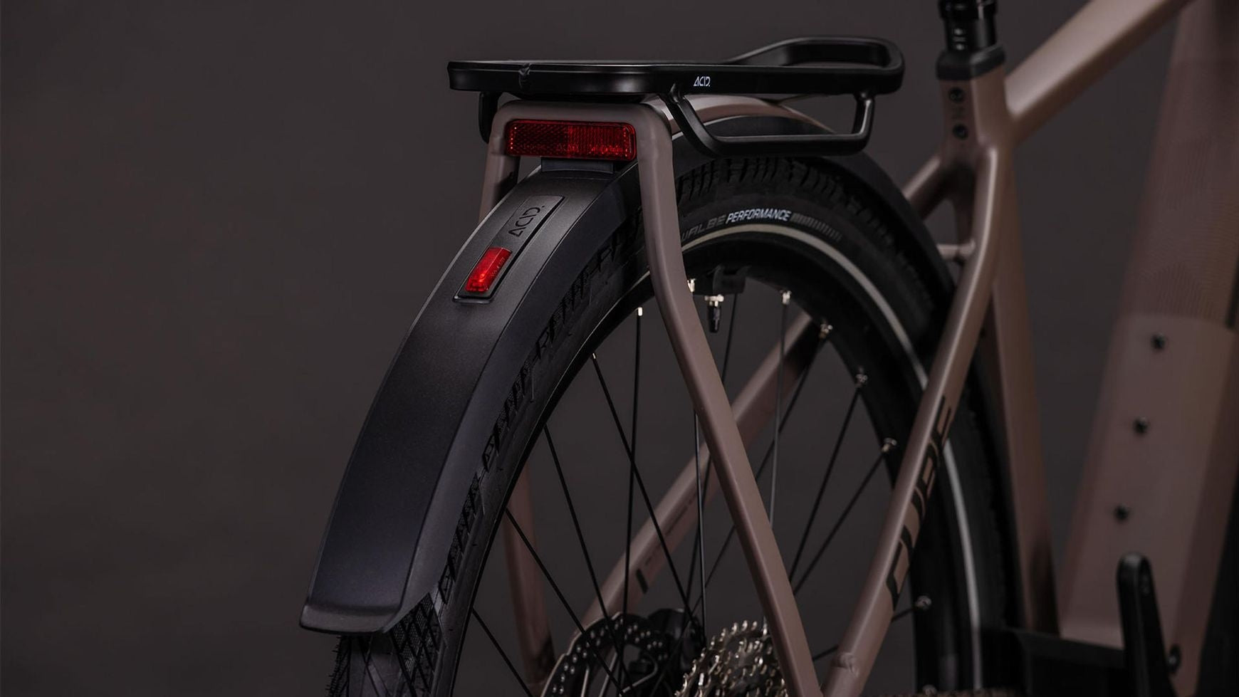 {8A4EE895-9ACF-49A7-B970-AD8889AA8FAE}