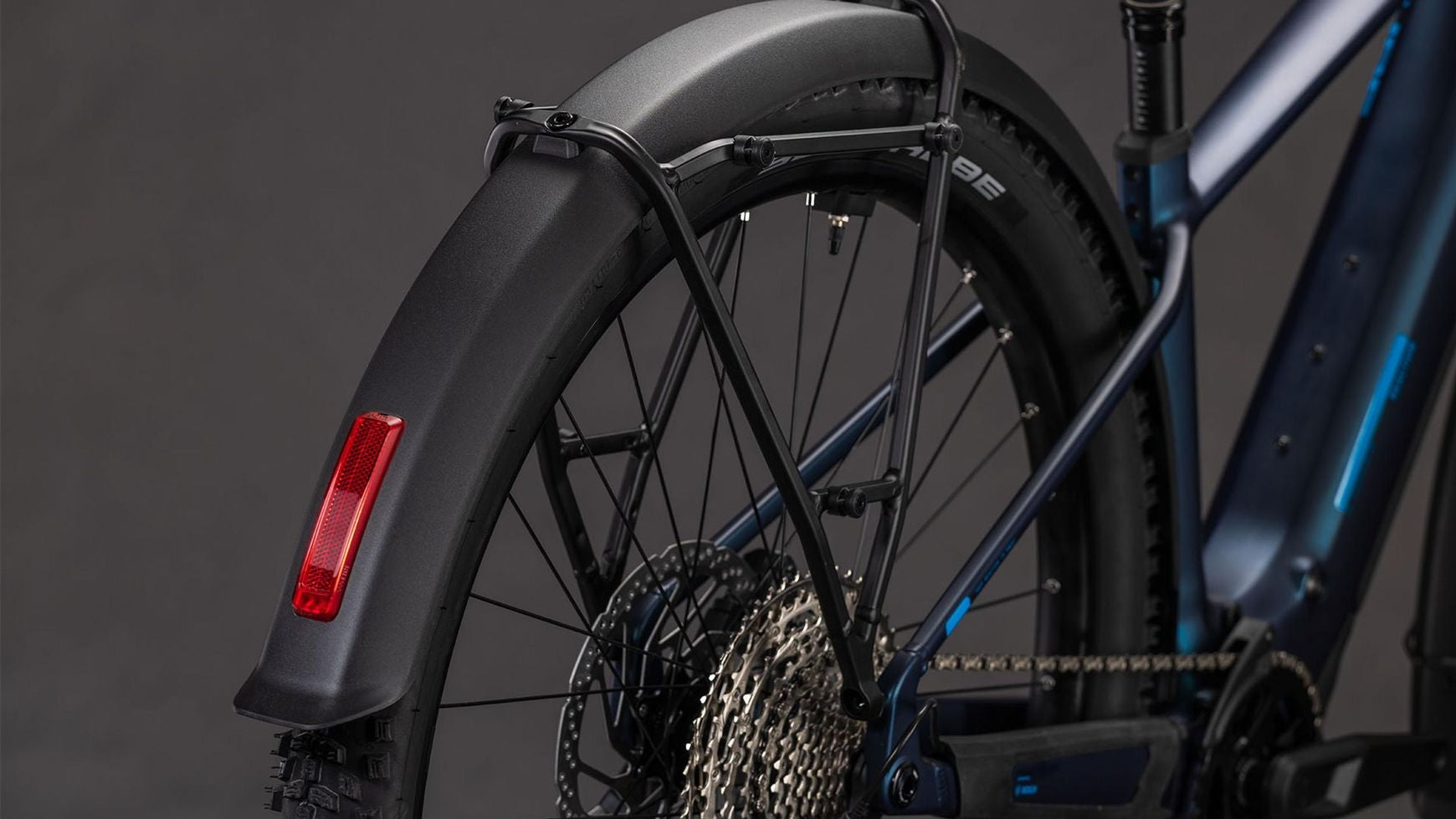 Cube Reaction Hybrid Pro 800 FE image 9