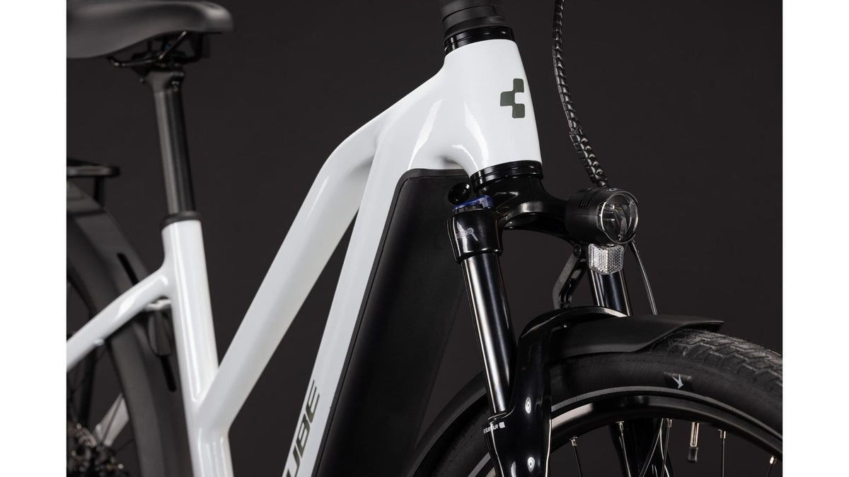 {DD4DD608-F779-4FE2-BE4D-EA46CA172E33}