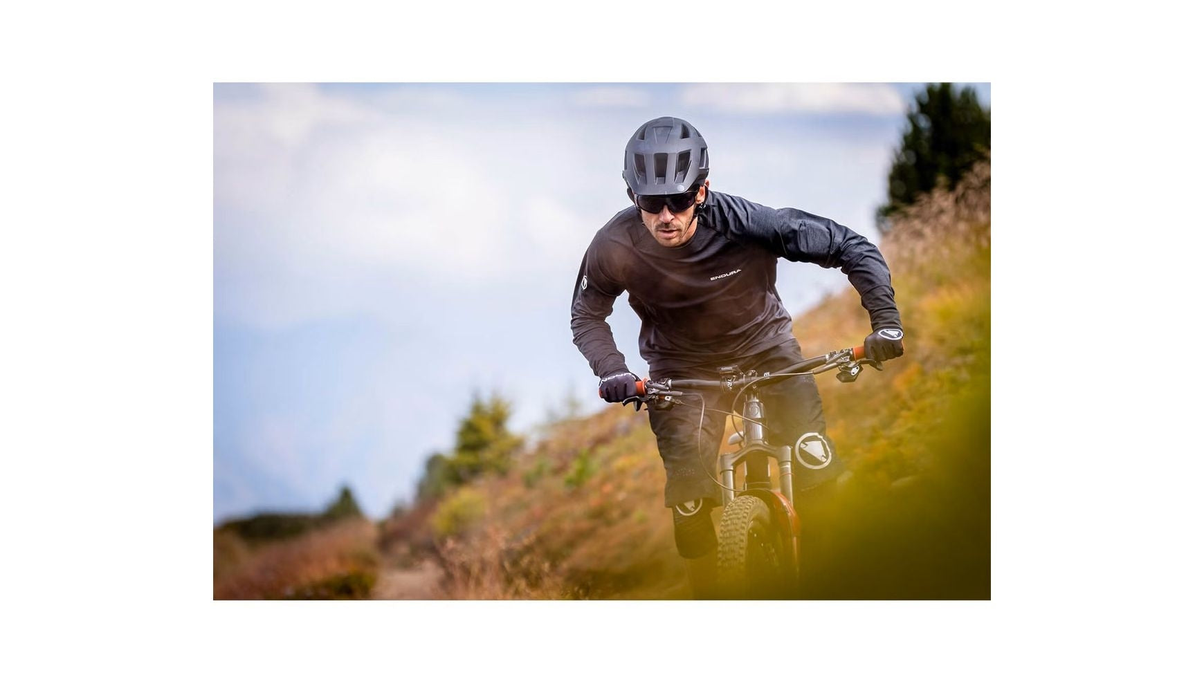 {FA536A8E-2B4A-4B30-B2B1-850C25635212}