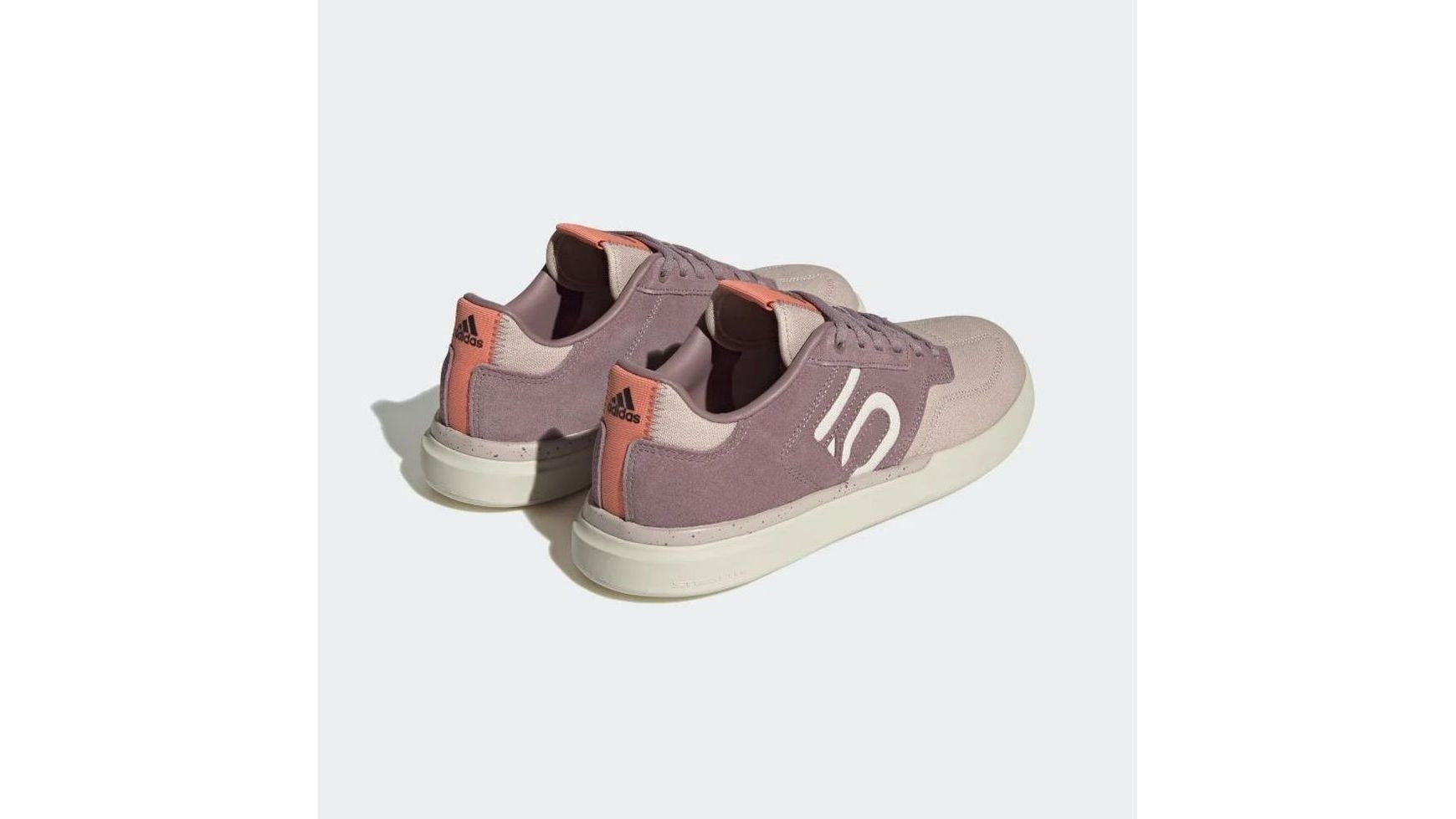 {DA528638-9D5B-4561-9AD0-95BCB8EA33B0}