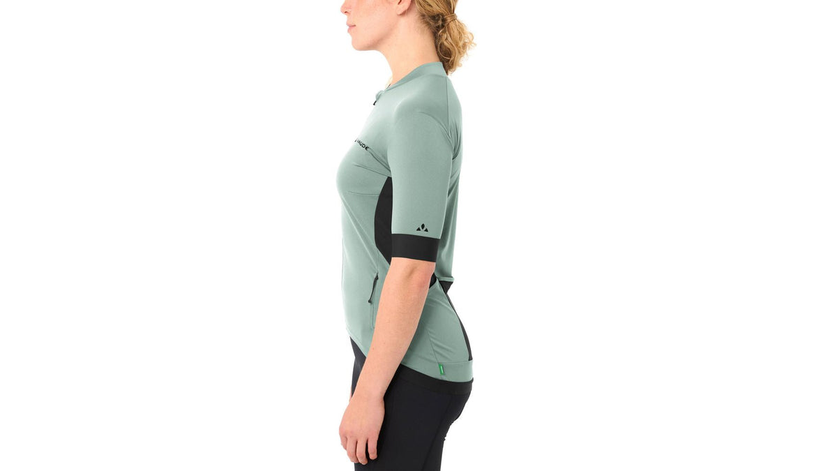 {0EB9DBE2-91CB-488C-8ABD-49BF250184D2}