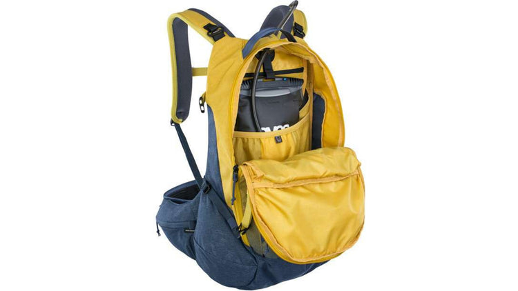 Evoc Trail Pro 26L image 7